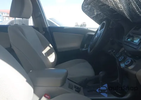 2012 Toyota Rav4 z USA, uszkodzony, nr VIN 2T3ZF4DV8CW129011